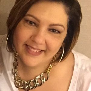 Meet your Posher, Rebecca